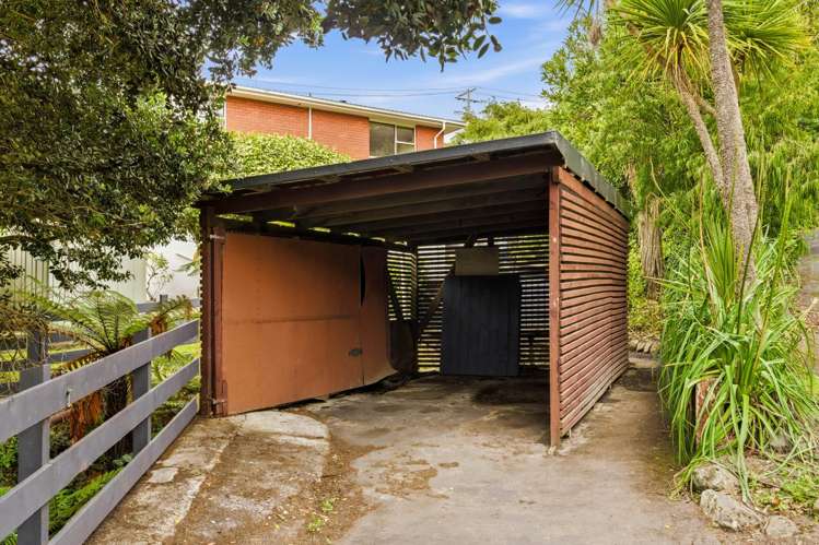 42 Cliffs Road St Clair_40