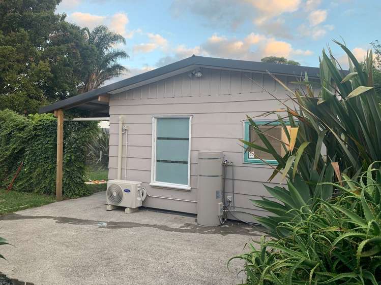 49A Helena Street Massey_2