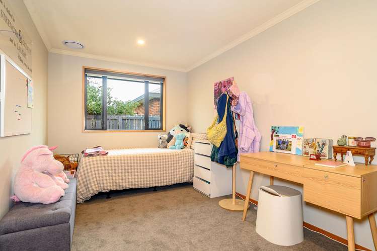 6 Robina Place Gore_19