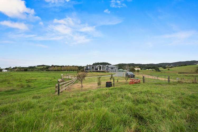 56 Sandford Road Ruakaka_16