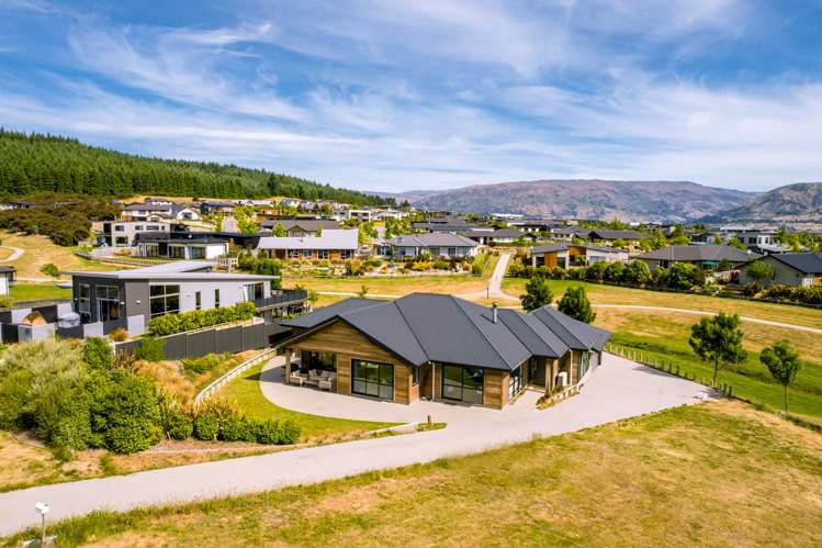 46 Minaret Ridge Wanaka_9