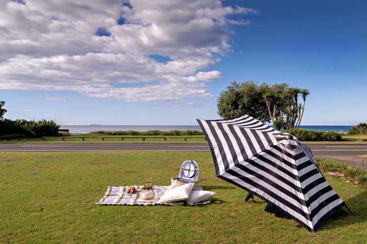 21 and 21A West End Road Ohope_11