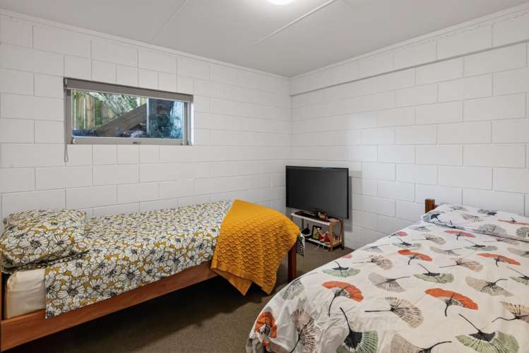 16 Sunny Bay Road Matua_17