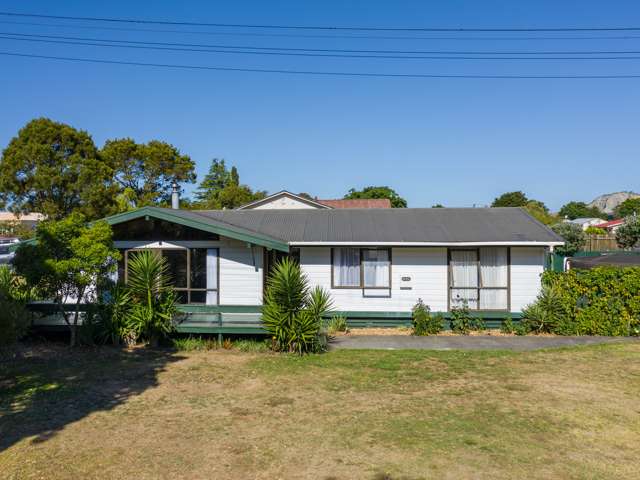 40 Solander Street Tolaga Bay_1