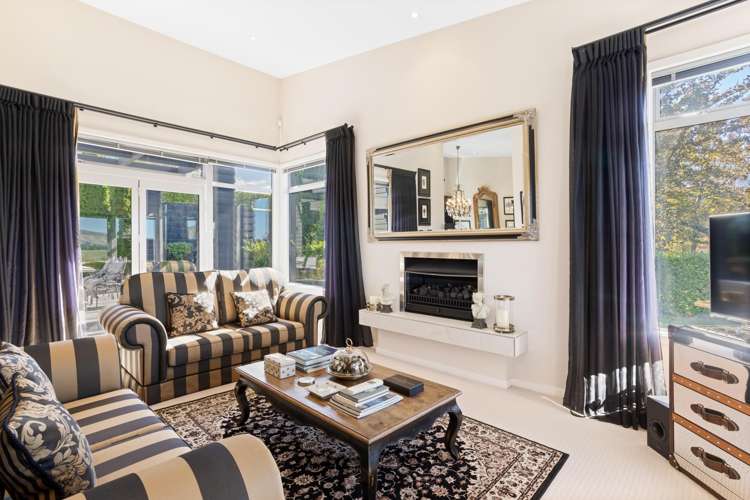 105 Marlborough Ridge Drive Fairhall_12