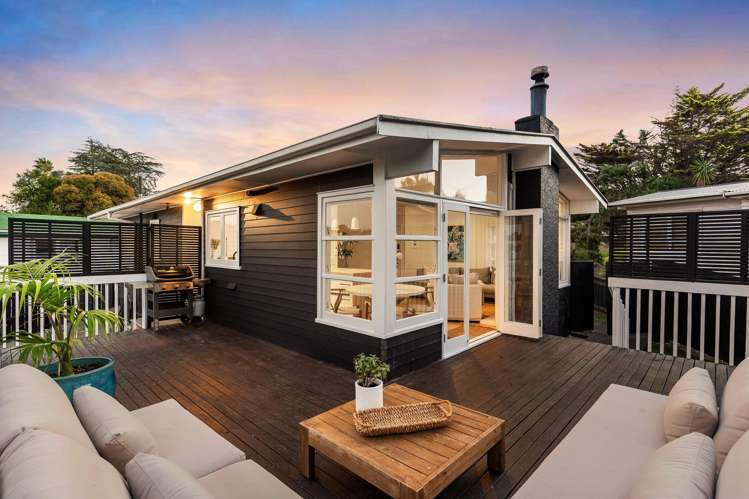 89 Fairclough Road Beach Haven_5