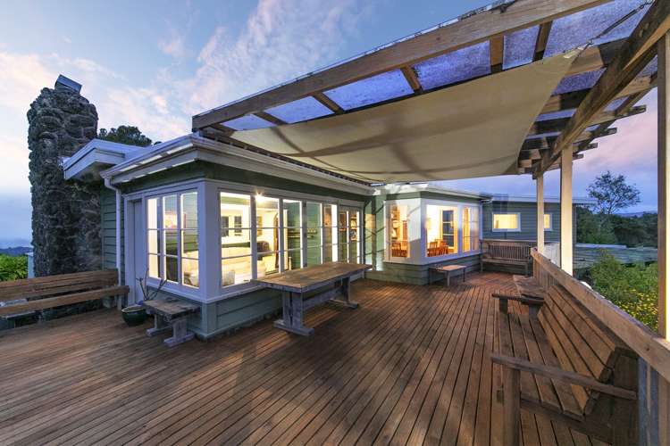 202 Scenic Drive Titirangi_16