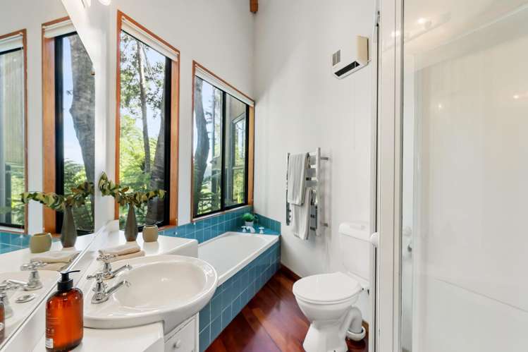 31 York Road Titirangi_13