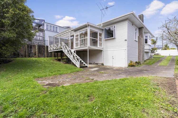 12 Watling Street Mount Eden_13