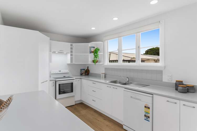 64 Marlow Road Aranui_5