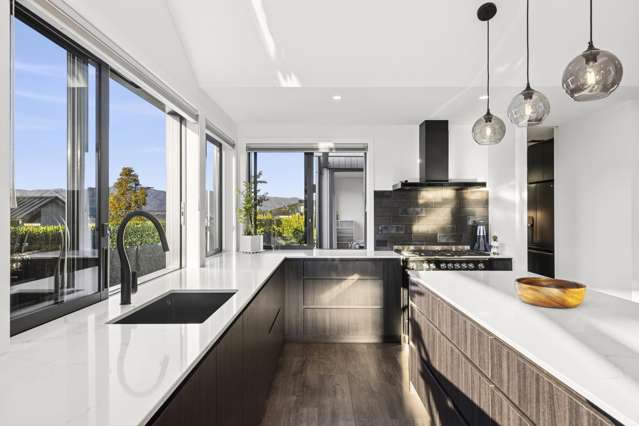 26 Robrosa Street Wanaka_2