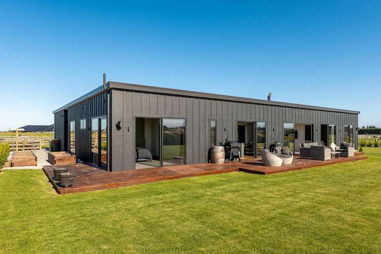 64 Summers Road Darfield_10