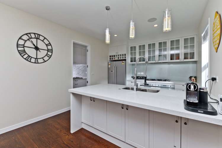 29 Remuremu Street Long Bay_11