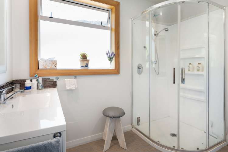 5580 Kenepuru Road Kenepuru Sound_11