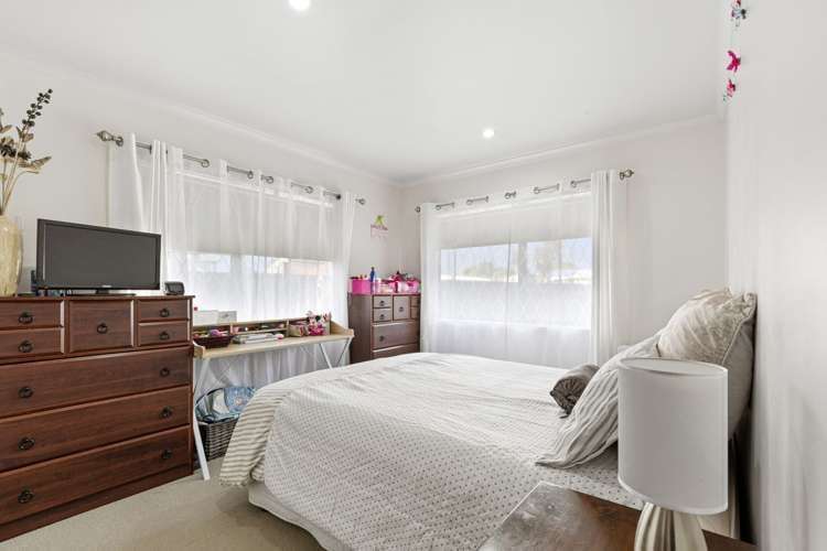 102A Tui Road Papatoetoe_7