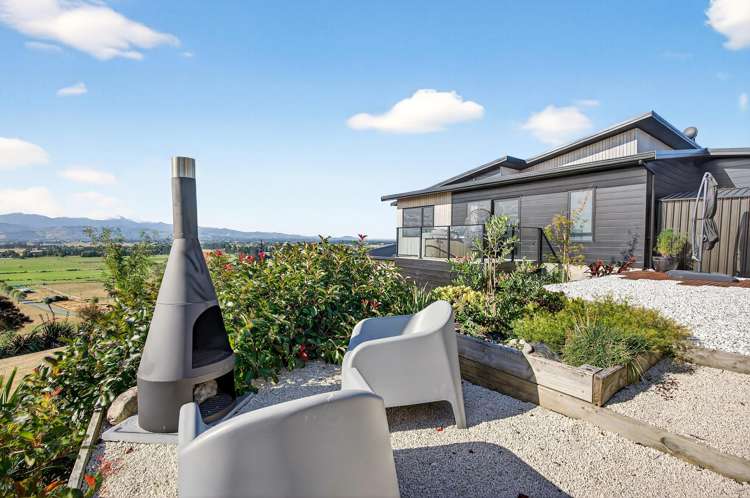 12 Airstrip Ridge Parkvale_23