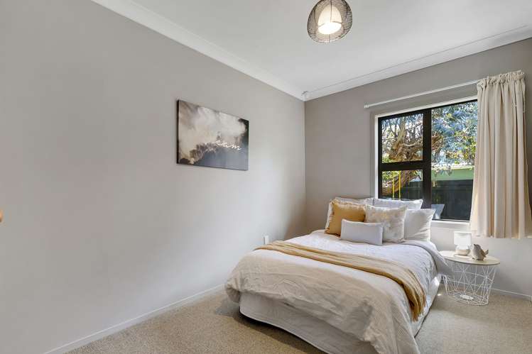 9 Richard Street Titahi Bay_17