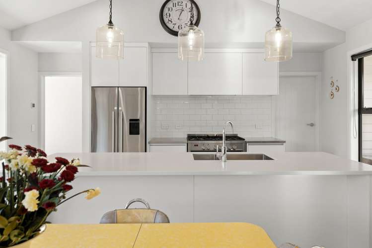 25 Bell Street Lake Hawea_3