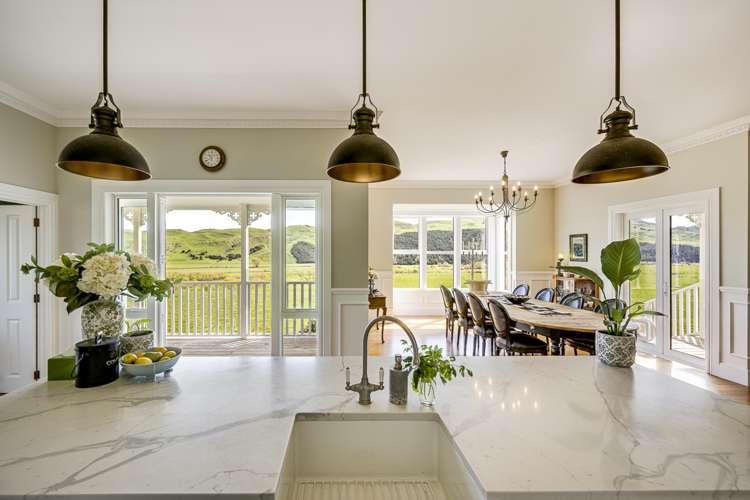 320 Rochfort Road Kahuranaki_16