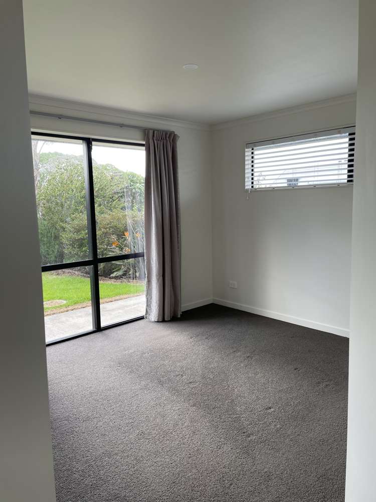 22 Ocean View Rise Ruakaka_12