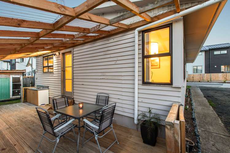 5 Mavis Place Beach Haven_13