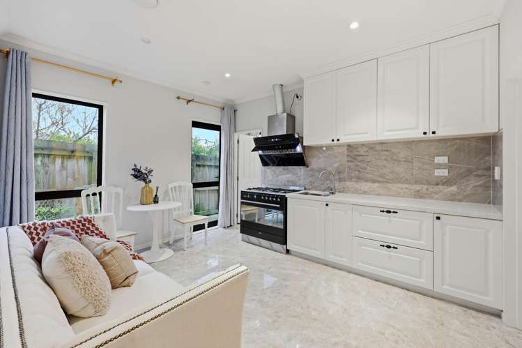 45A Bradbury Road Botany Downs_34