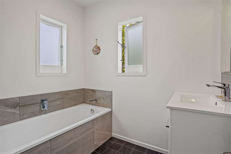 1 Farnham Place Ilam_14