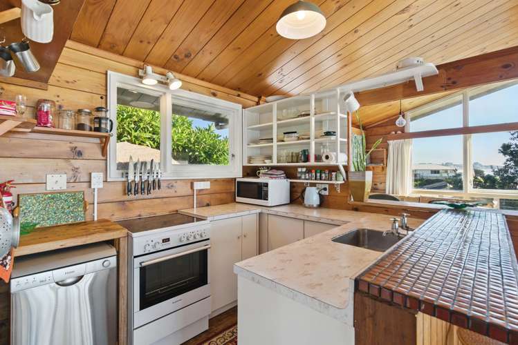 349 Pukehina Parade Pukehina_12