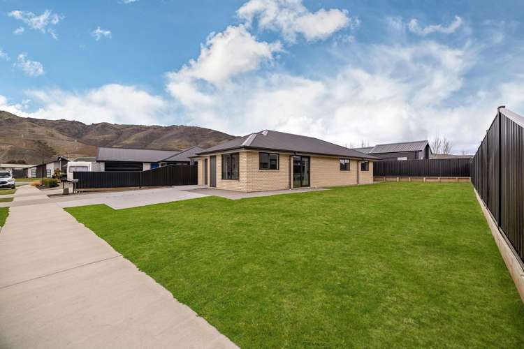 5 Woods Crescent Cromwell_14