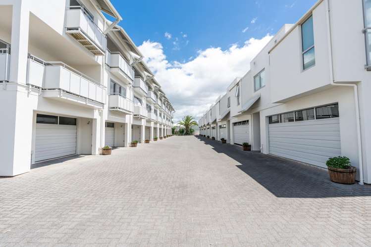 13/414A Ocean Road Whangamata_20