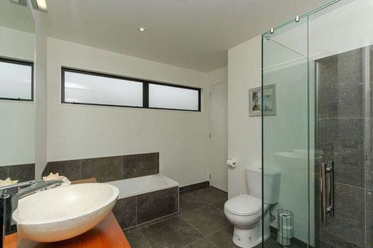 5a Vardon Way Waiwhakaiho_11