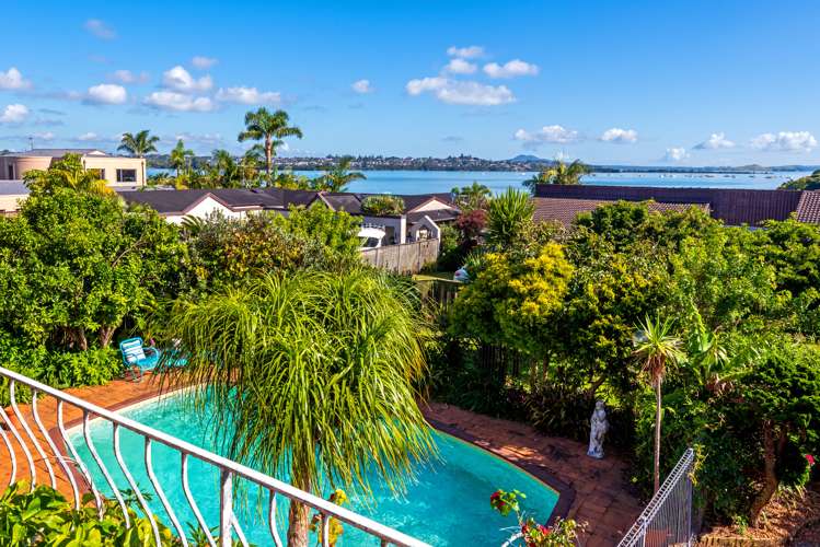 114 Bramley Drive Farm Cove_14