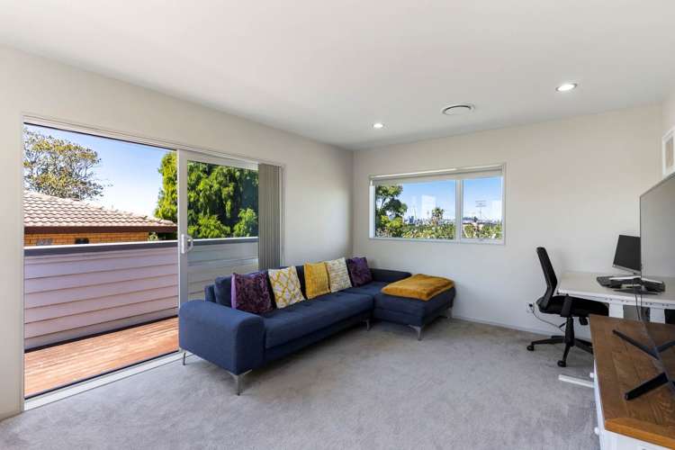 2/46 Raleigh Road Northcote_16