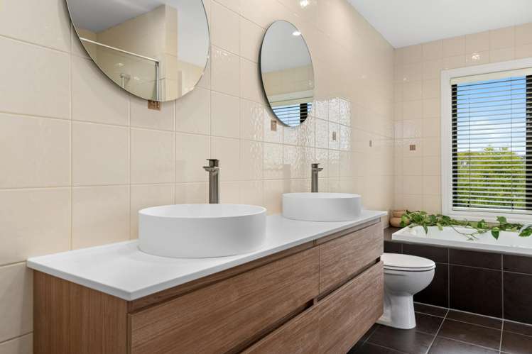 9 Kinleys Lane Saint Albans_18