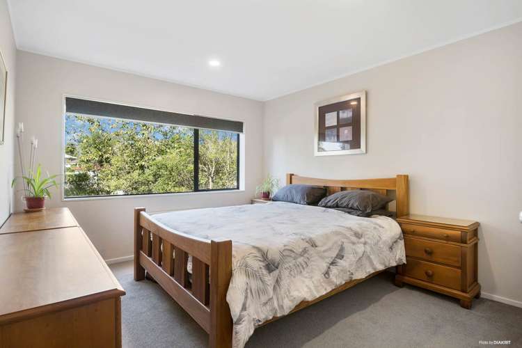 8 Crestview Place Browns Bay_17