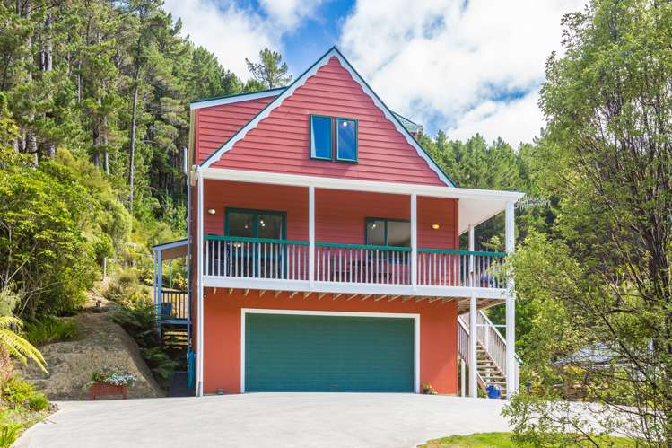 56 Elmslie Road Pinehaven_17