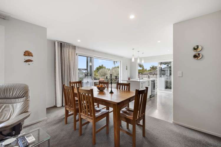 208 Hollister Lane Ohauiti_16