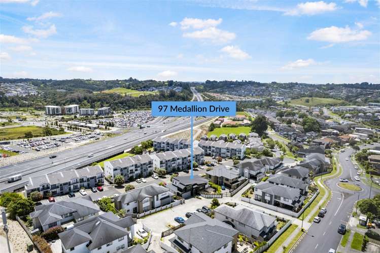 97 Medallion Drive Oteha_19