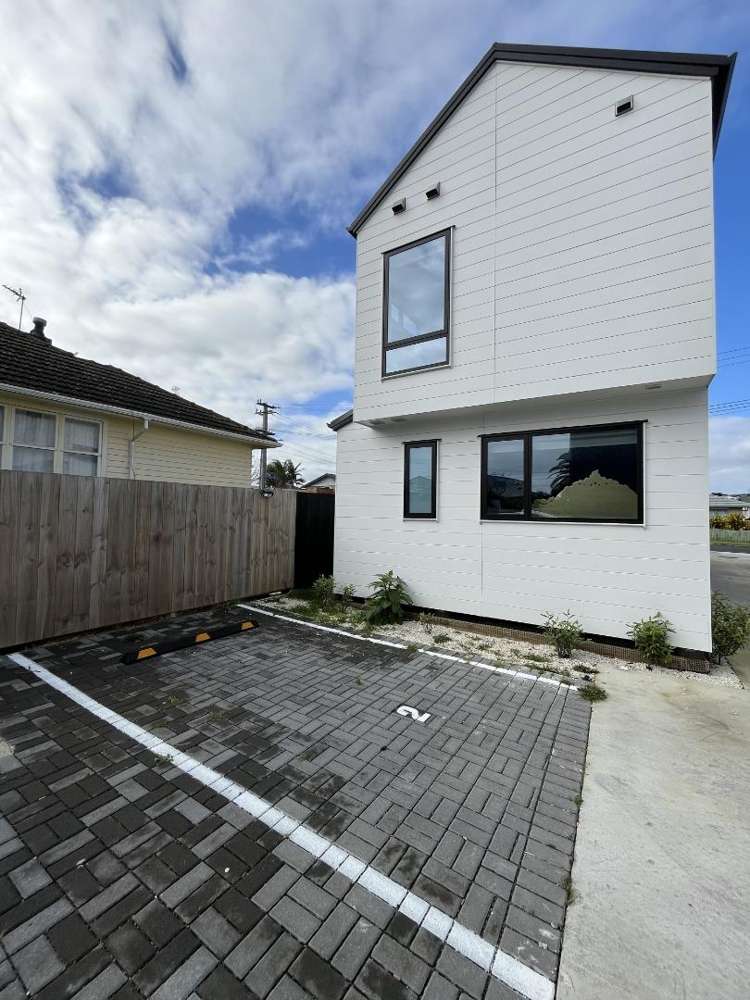 2/19 Calvert Avenue Mangere East_10