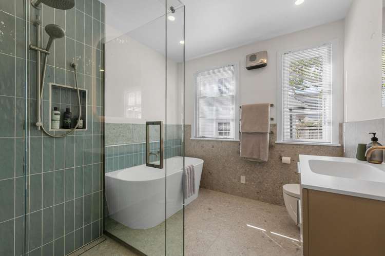 48 McDougall Avenue Merivale_28