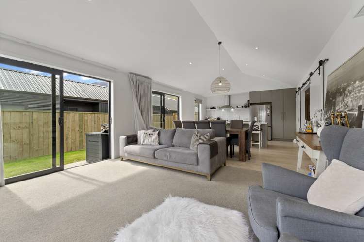 38 Muster Road Jacks Point_11