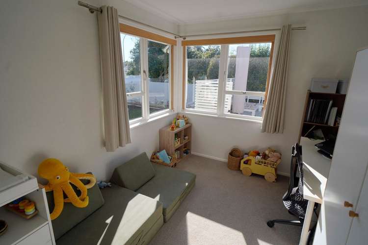 8 Coronet Place Avondale_18