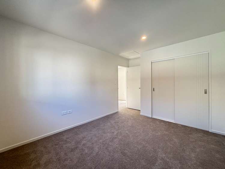 8B Starling Place Ranui_10