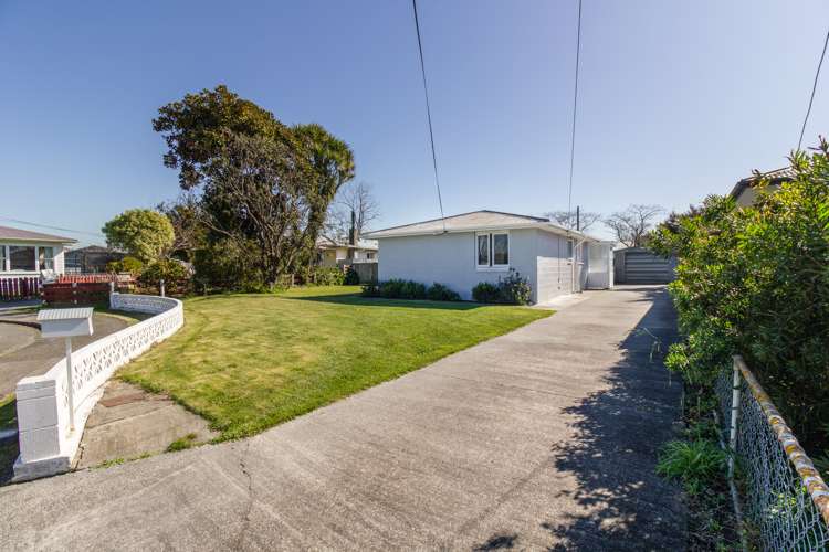 233 Lumsden Place Akina_0