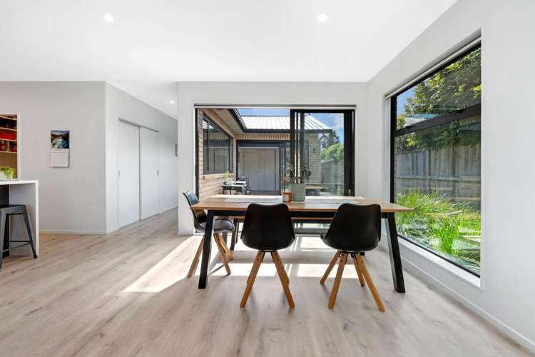 16b Marine Garden Crescent Beachlands_13