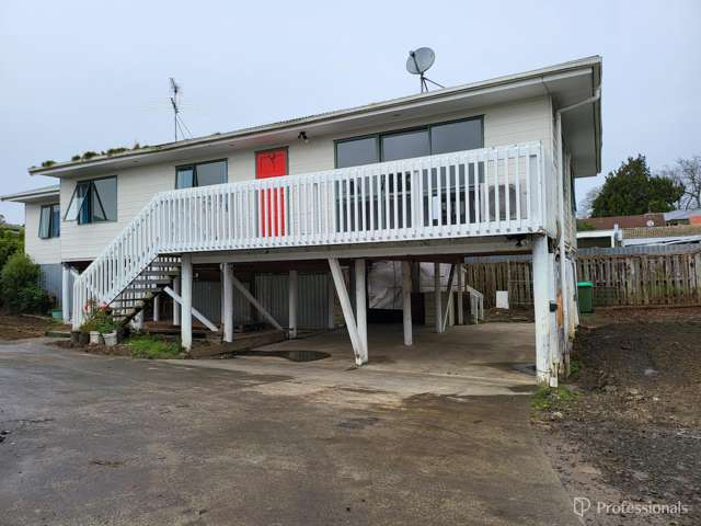 4 Bedrooms in Takanini