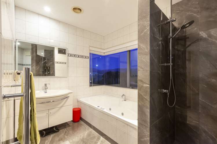 379 Kapiti Road Paraparaumu Beach_11