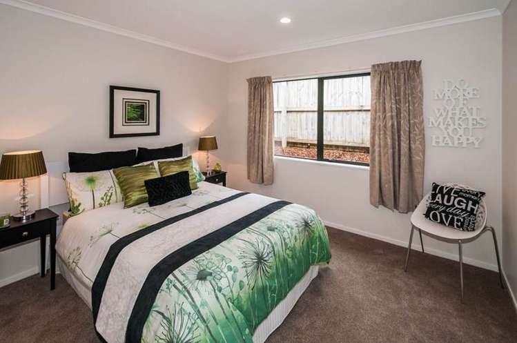 3 George Deane Place Greenhithe_7