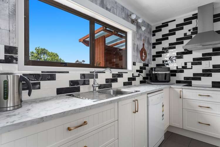 8 Tawhara Place Edgecumbe_9