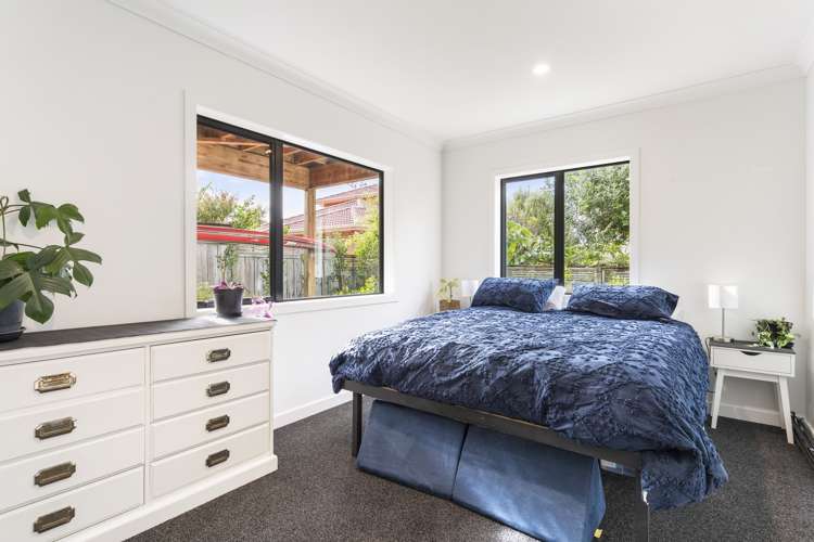 12b Waikura Drive Te Atatu Peninsula_11